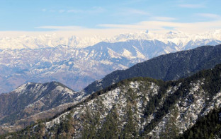 a mountain range in dalhousie